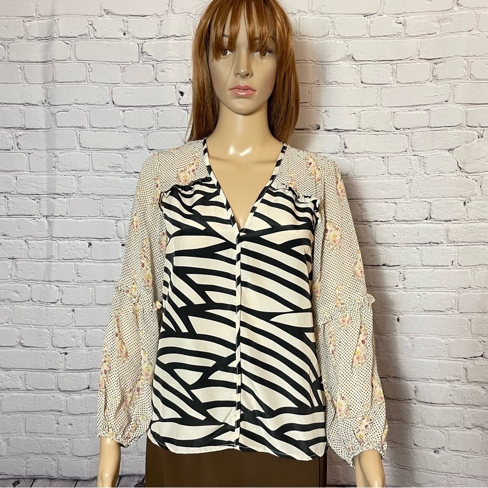 NWT New Traffic People Long Balloon Sleeve Blouse Size XS